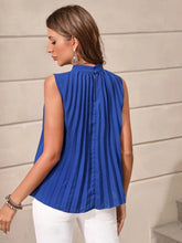 EMERY ROSE Pleated Detail Sleeveless Blouse